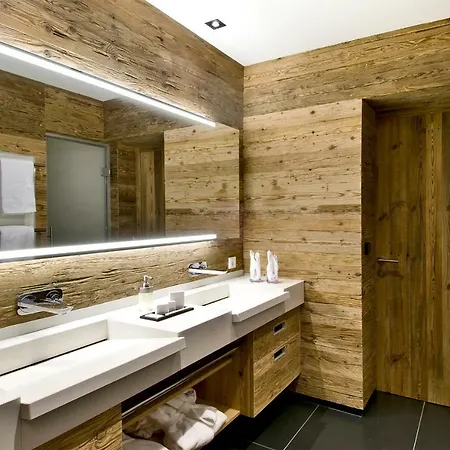 Pete - Private - Alpine Boutique 4* Sankt Anton am Arlberg